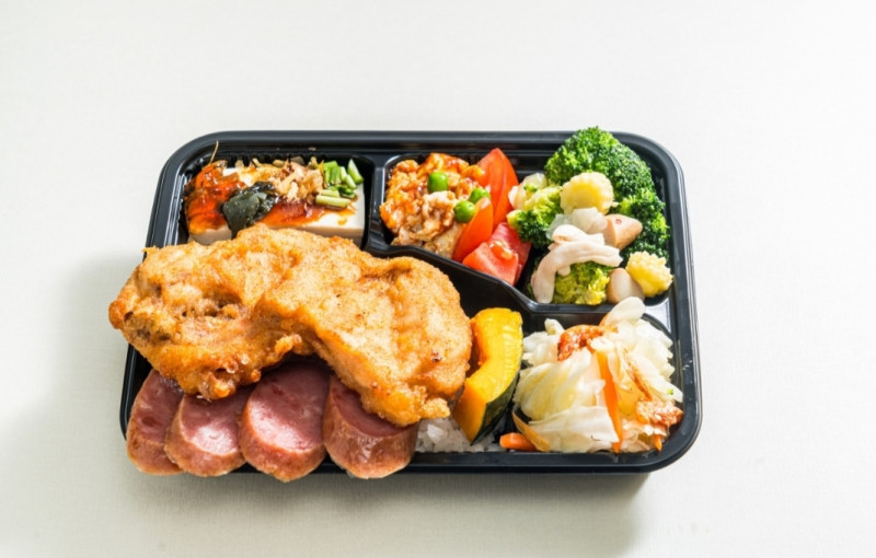 香酥大雞排＋蜜汁香腸