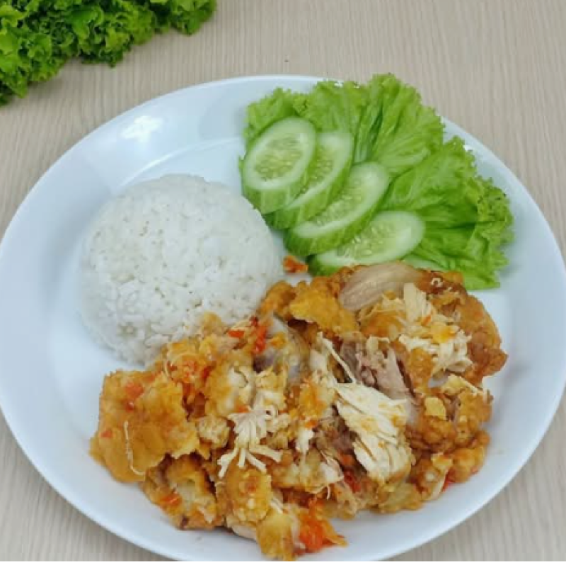 炸雞肉飯Ayam Geprek