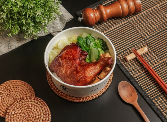脆皮雞腿飯