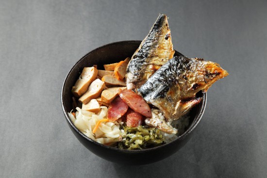 挪威鯖魚丼