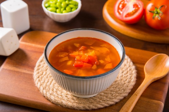 番茄蔬菜清湯
